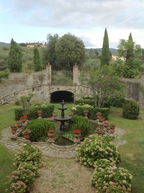 tuscany fountain